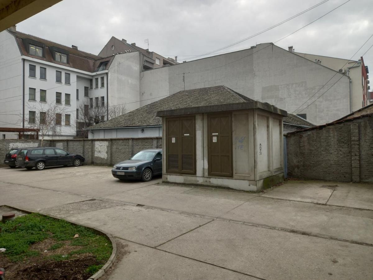 Garden Apartment - Oaza U Centru Grada Novi Sad Exteriér fotografie